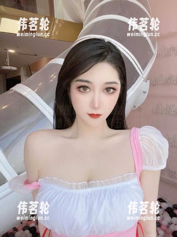 120斤的小王同学 微密圈 - 免费图册!120斤的小王同学的花纹,就像她的心情一样五彩斑斓!