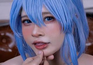让我们看看Azami的WeddingSelfies，不是一般的美！图里有你想象不到的气息