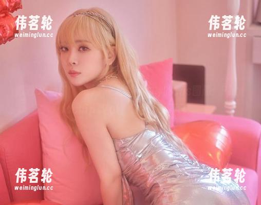 跟着Dami(퀸다미)，一起翻开女神的Cos图册：PhotochipsVol，让你心动不已！