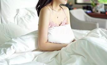 Feilin嗲囡囡 – 毛衣之下，李筱乔jo美图资源大放送！