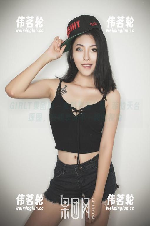 GIRLT果团网 - 实时更新：龚玥菲的天台原图，在线享受不一般的视角