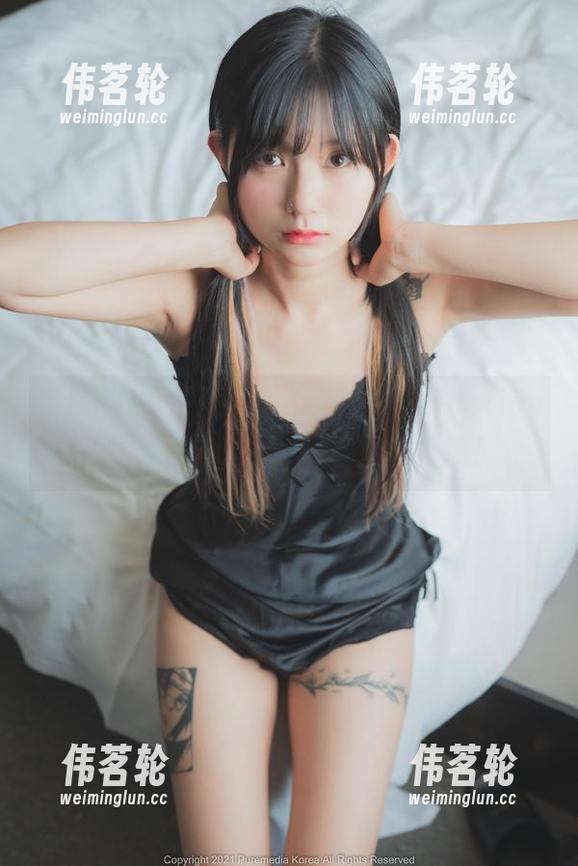 透视Hizzy(히지)的SelfSatisfaction原图：哎，光线打在身上真舒服！