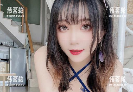Leah梓未的图库：堕落修女的禁忌与幻想