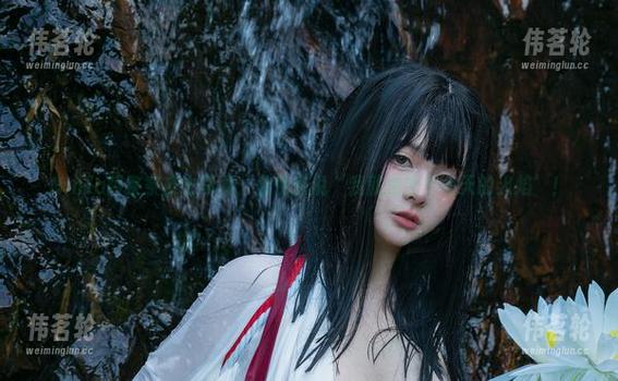 NinJa阿寨寨 NinJa阿寨寨皮衣写真:仿佛在说‘我就是这个冬天的火焰’!