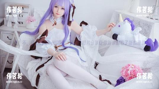 修女？不，是Sayako＿今年4岁！这图片分享让你对宗教有了新的理解。