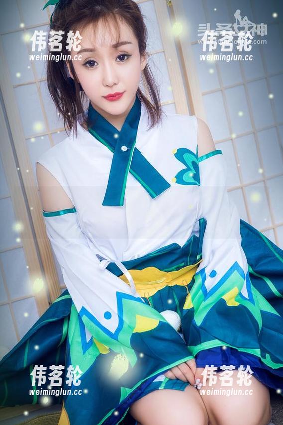 TouTiao头条女神 - 松果儿和她的高跟鞋：一场原图与图集的轻松对话！