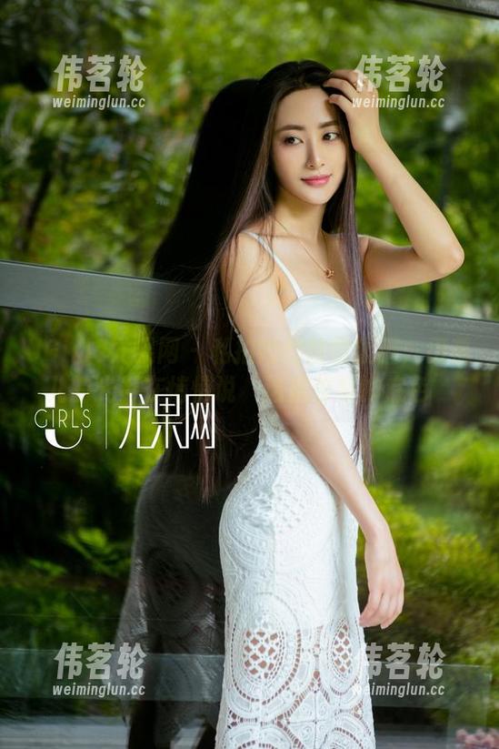 UGirls尤果网 - 私拍婚纱独特氛围：田慕儿的光影在悄悄说‘这是爱情的底色’