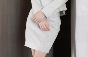XIAOYU语画界 – Cherry樱桃酱和她的女友：美图壁纸带来的夏日私语