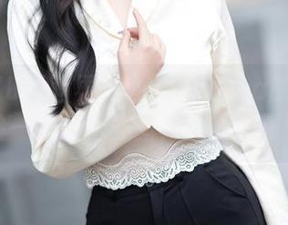XIAOYU语画界 – 小海臀Rena的浴室探险——轻松美图，逗趣无限！