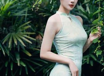 Xiuren秀人网 – 在会飞的小虎牙教室里，找寻美图背后的暧昧瞬间。