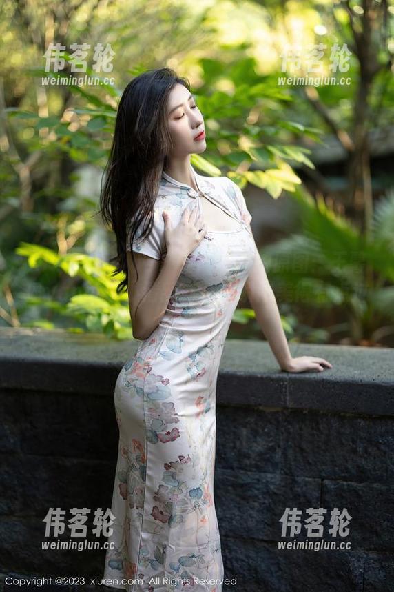 Xiuren秀人网 - 海南岛旅拍原图：王馨瑶yanni的小清新，精选瞬间美得有点过分。