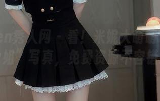 Xiuren秀人网 – 看！米妮大萌萌带来的“学姐”写真，免费资源不容错过！