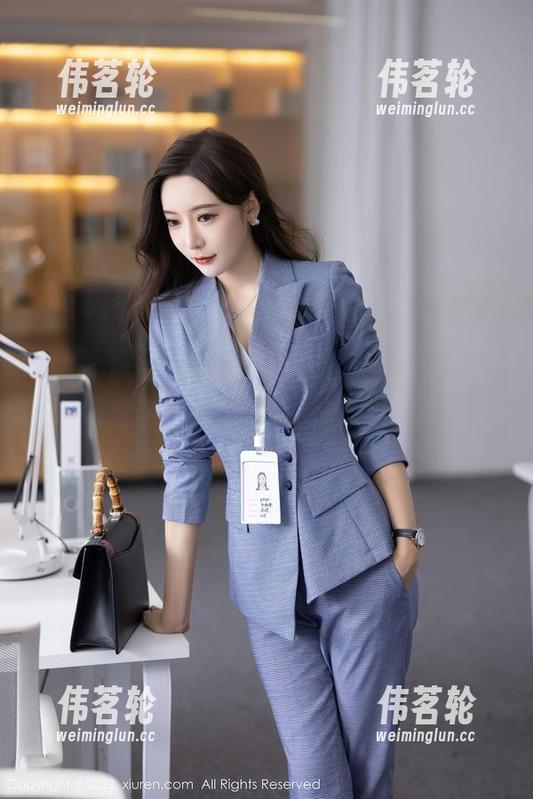 Xiuren秀人网 - 私拍瞬间：肉晴MINI学妹的那一抹温柔