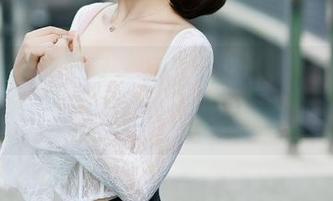 Xiuren秀人网 – 颖仪baby的定制写真，双人中探讨沉默的火花