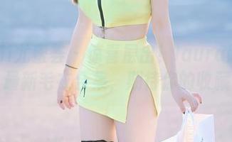 YouMi尤蜜荟 – 惊喜层出！laura阿姣的最新毛衣合集，期待你的收藏
