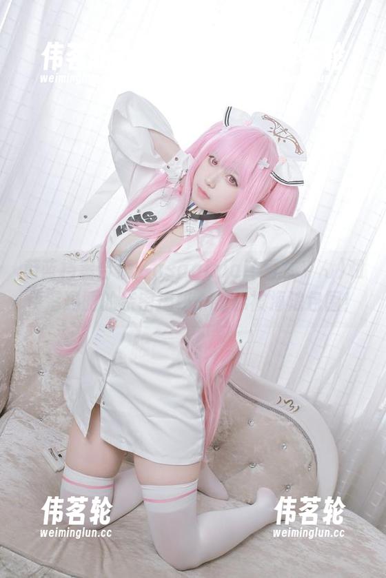 蔚蓝档案合集：asagiriai(爱ちゃん)和伊落玛丽的亲密揭秘，仿佛被海浪包围！