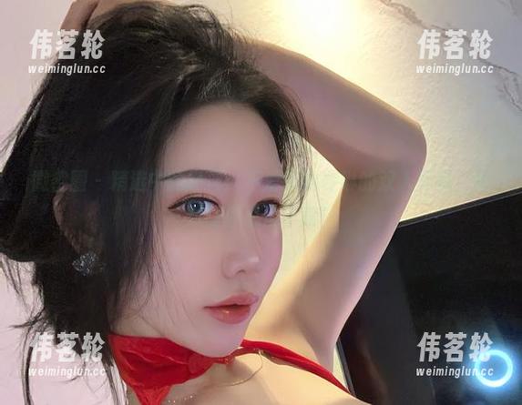 微密圈 - 精选中的经典：不爱笑的赛琳的双人写真，绝对让你忍俊不禁！