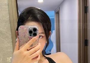 微密圈 – 白裙子与阳光下的不爱笑的赛琳，高清图库里的清爽一夏！