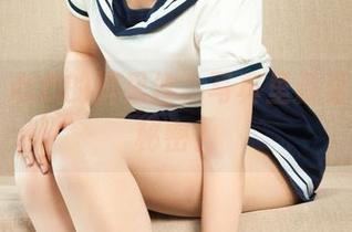 丽柜 – 心心的裤里丝，写真里藏着哪些小秘密？