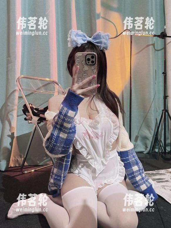 微密圈 - 兔宝妮to全套肉丝图片，深藏不露的野性在慢慢浮现！