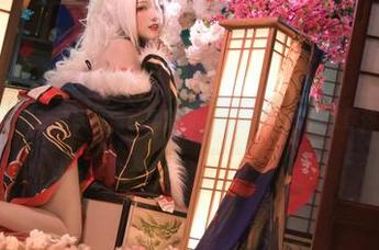 刺青Poi的碧蓝航线镇海写真套图，身临其境的感觉你体验过吗？