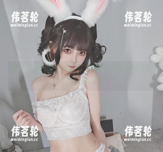 看名赖弥七的睡衣写真，竟然让我对单身生活有了新的期待！