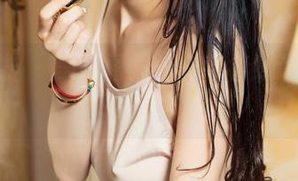 头条女神 – 美腿图集——张梓然让你目不转睛的瞬间