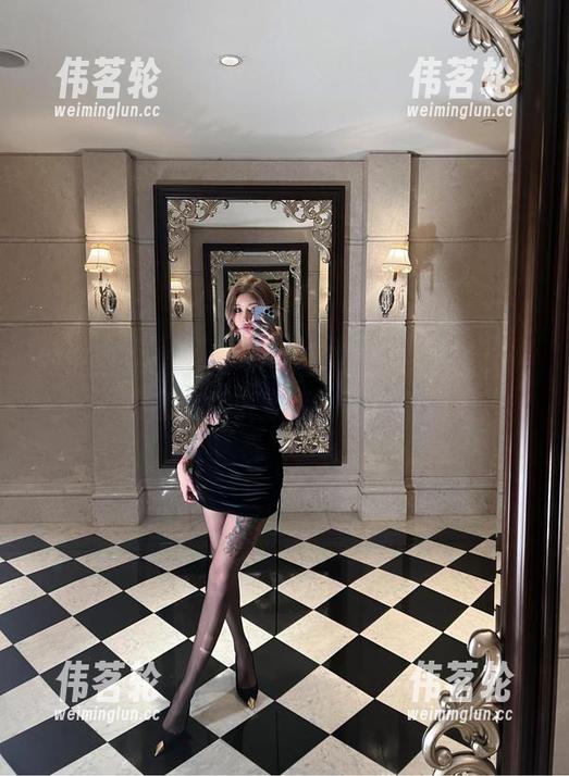 奈斯希希 微密圈 - 奈斯希希海边写真分享:让大海知道我这小身板也可性感!