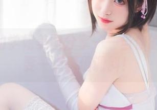 宫本桜的学姐美图分享——当你的生活需要一点颜值调料！