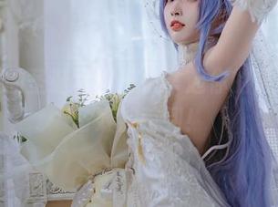 宫本樱的圣诞写真：快拿起你的雪花，准备好被萌到！