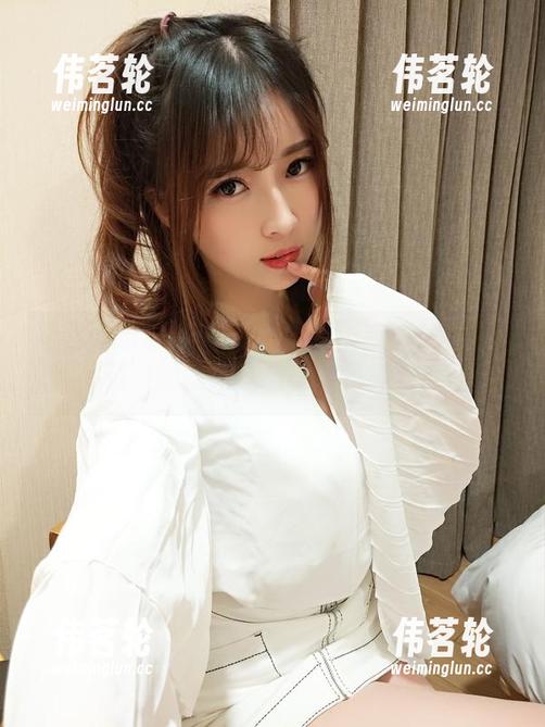 带你走进小女巫露娜的私房：金丝旗袍图包，别问为什么，就是喜欢！