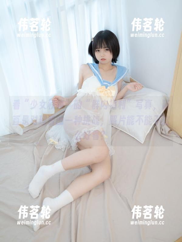 看“少女秩序”的“群内福利”写真，简直是对理智的一种挑战，照片能不能不这么好看？