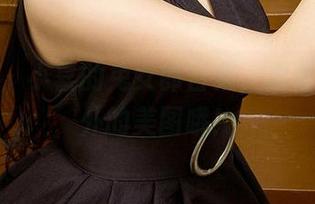 尤果网 – 小喜的兔女郎合集，里面有点意外的美图哦！