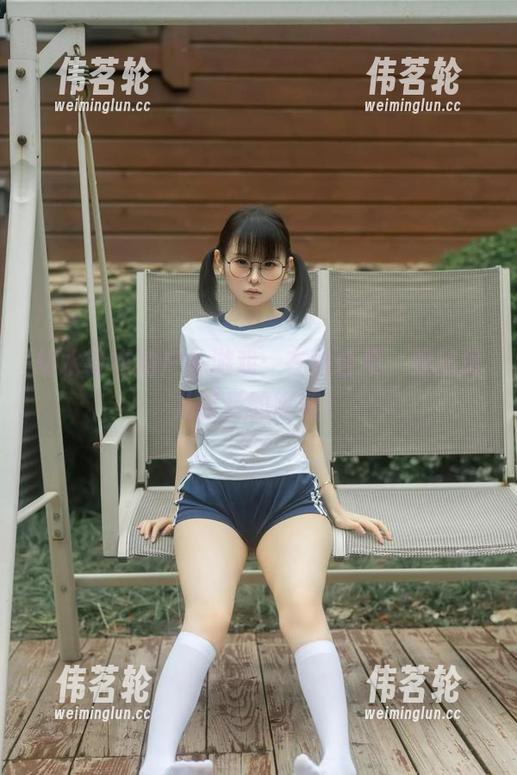 幼水铃衣 幼水铃衣的户外游戏:在线合集,跟随风儿轻柔的呢喃!