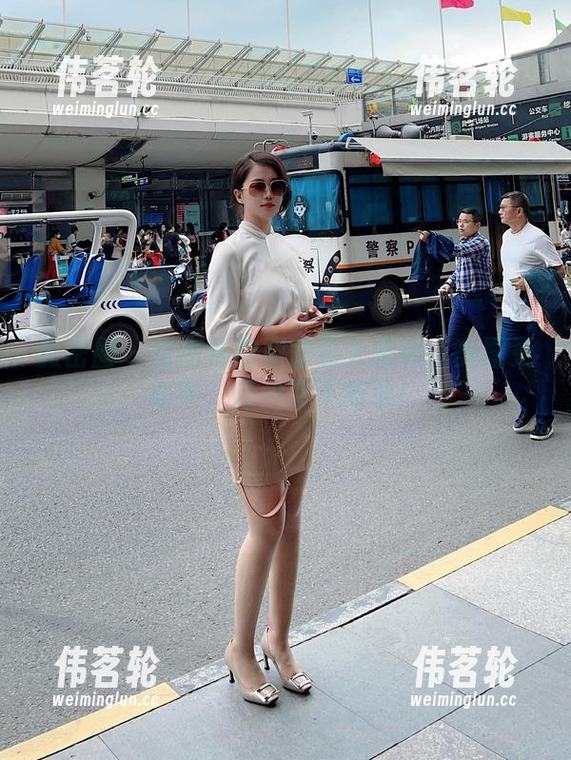 微密圈 - 张老师的职业装大揭秘：美图更新中，简约又不简单！