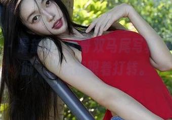微密圈 – 最新徐珺大哥双马尾写真，风吹过时，连心都跟着打转。