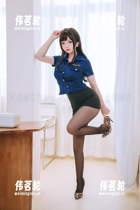 日奈娇 牛仔裤与日奈娇:作品背后,你看到的不止是布料!