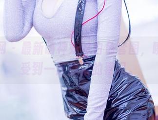 果团网 – 最新萌神妹妹白色套图，瞬间感受到一阵温柔的春风。
