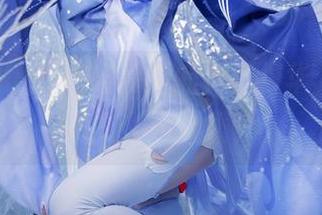 奇妙世界：桜桃喵和她的神里绫华，免费照片文化大碰撞！