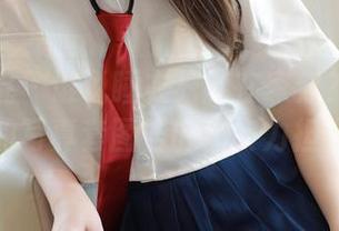模范学院 – 谁说睡衣只能在家穿？人间荒糖的写真套图告诉你实力担当！