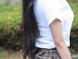 模范学院 – 跟随沈佳熹的美图：透明的日常与幻想