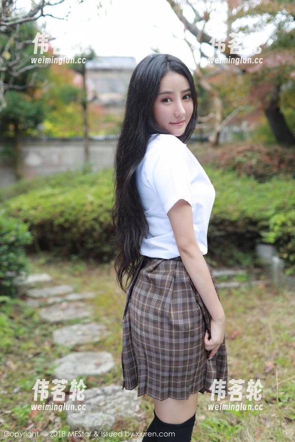 模范学院-沈佳熹 模范学院 - 跟随沈佳熹的美图:透明的日常与幻想