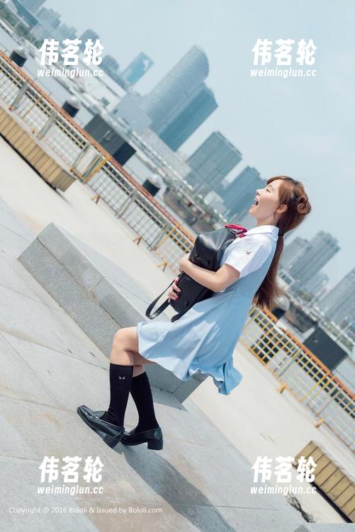 波萝社-夏美酱 波萝社 - 原图曝光!夏美酱在最新连体衣中完美驾驭那种看似随意的慵懒感。