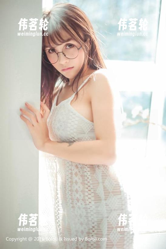 波萝社 - 清纯还是调皮？猫九酱Sakura的福利图片让你忍不住想多看几眼！