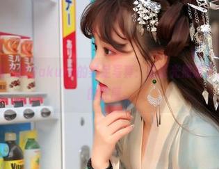 波萝社 – 猫九酱Sakura的美足写真：无圣光照耀下，有些晦涩的性感。