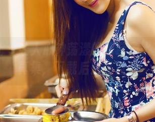 爱蜜社 – 让人心神荡漾的萌奈子比基尼写真集，下载后难以自拔