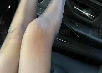 微密圈 – 解锁校园新姿势，“牛奶里的果汁”风格套图合集等你来拿！