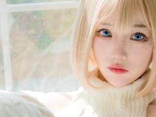 走入狐洛洛子的cos作品，鲨鱼妹女仆让你心跳加速的秘密！