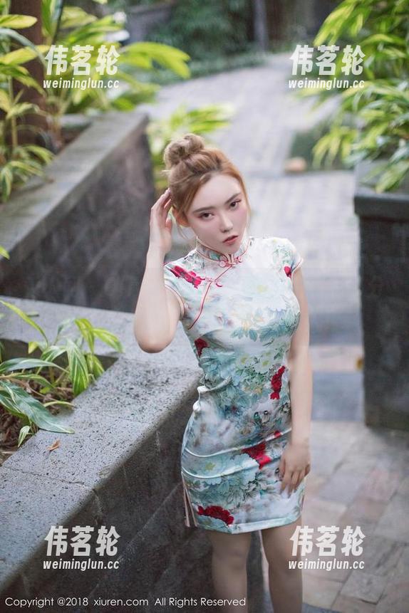 秀人网-Olivia童安琪 秀人网 - Olivia童安琪的高清白衬衫,分享那些只可意会的优雅与迷人!