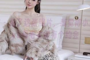 秀人网 – 拍了这张照片，我觉得小乔babyb和毛衣得有个约会